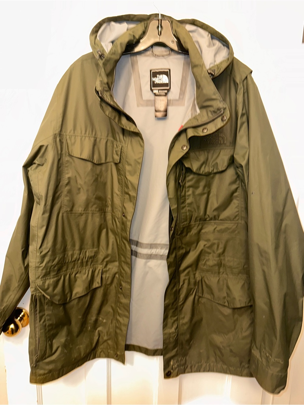 ⭐️ The North Face Men’s XL Olive Green Waterproof Hooded Jacket